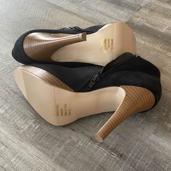 shortie boots - Picture 3 of 3